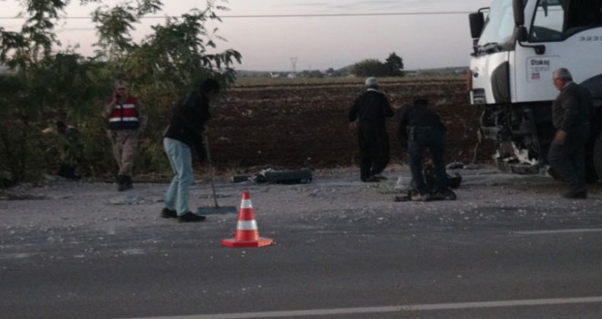 Yakıt tankeri, radar aracına çarptı: 1 polis yaralı