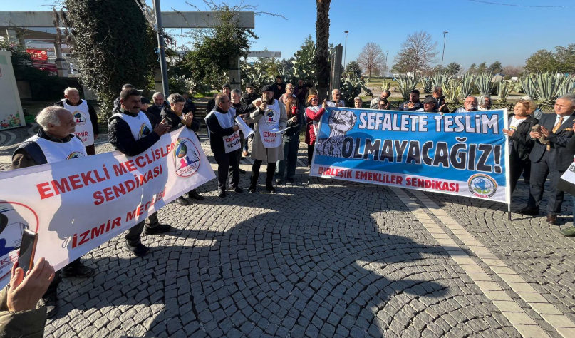 Emekliler isyan etti: Bu bütçe, bizleri daha çok yoksullaştırıp süründürecek, sadece nefes alıp vermemize yetecek sosyal cinayettir!