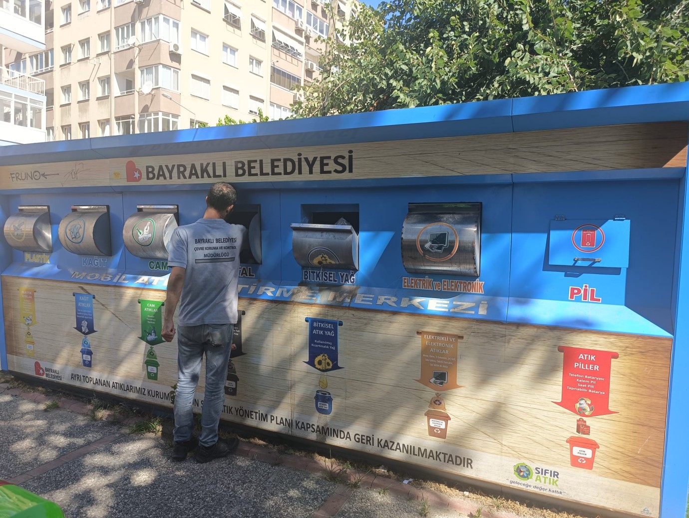 Bayraklı Belediyesi'nden çevre dostu adım: 650 ton atık geri dönüştürüldü