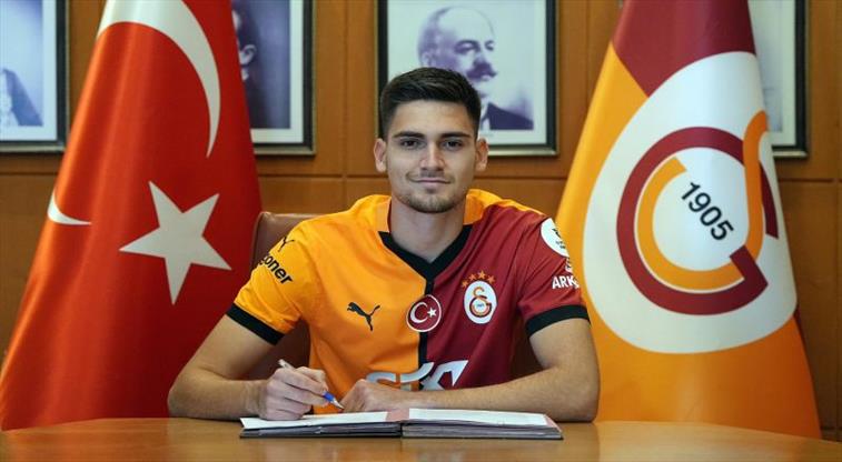 Galatasaray, genç yıldız Ali Yeşilyurt ile sözleşme uzattı