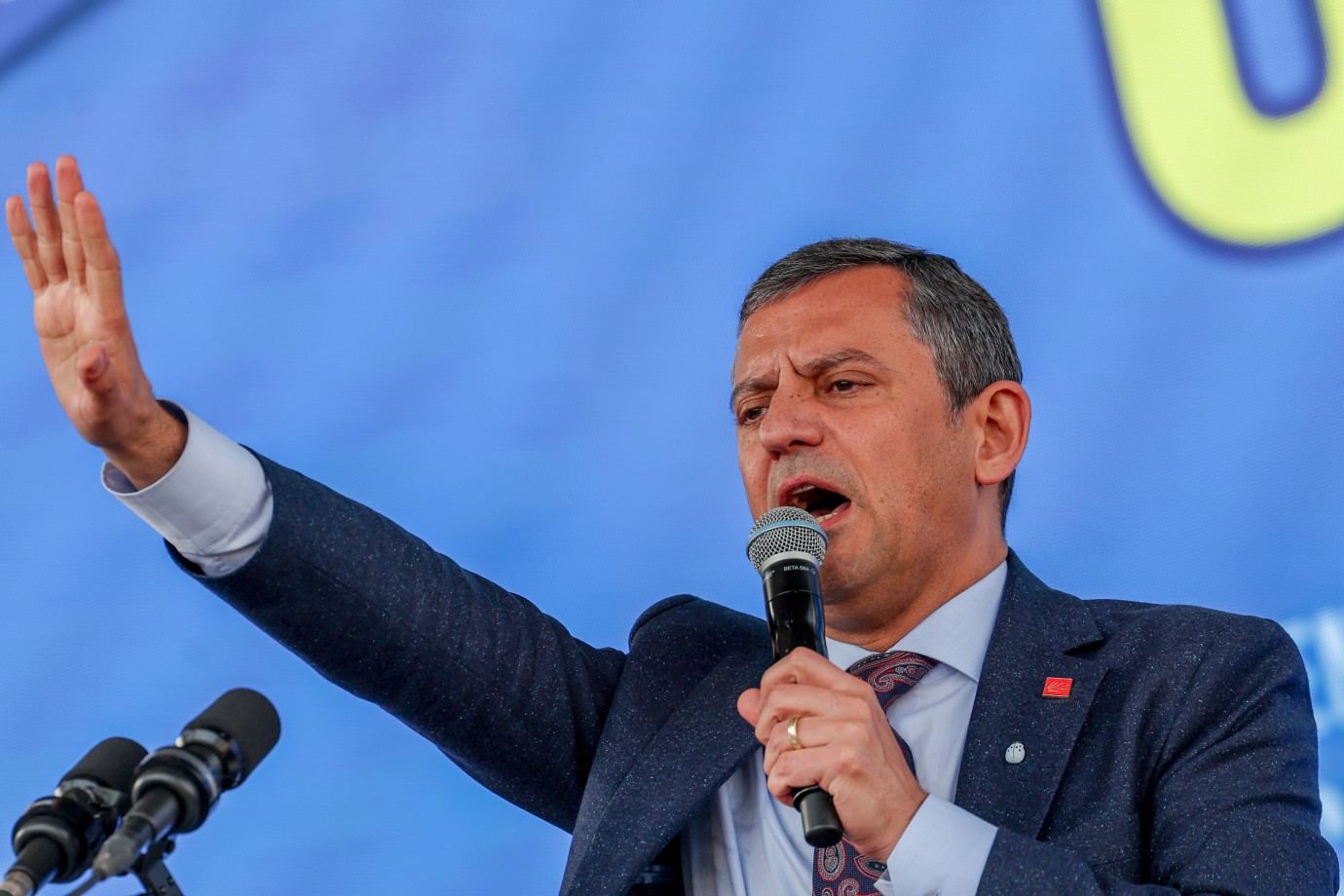 CHP Lideri Özgür Özel İzmir'de