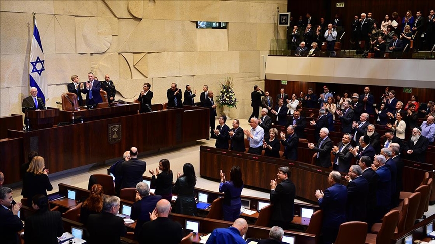 İsrail Hükümeti, Filistinli Mahkumların Tahliyesini Belirsiz Süreyle Askıya Aldı