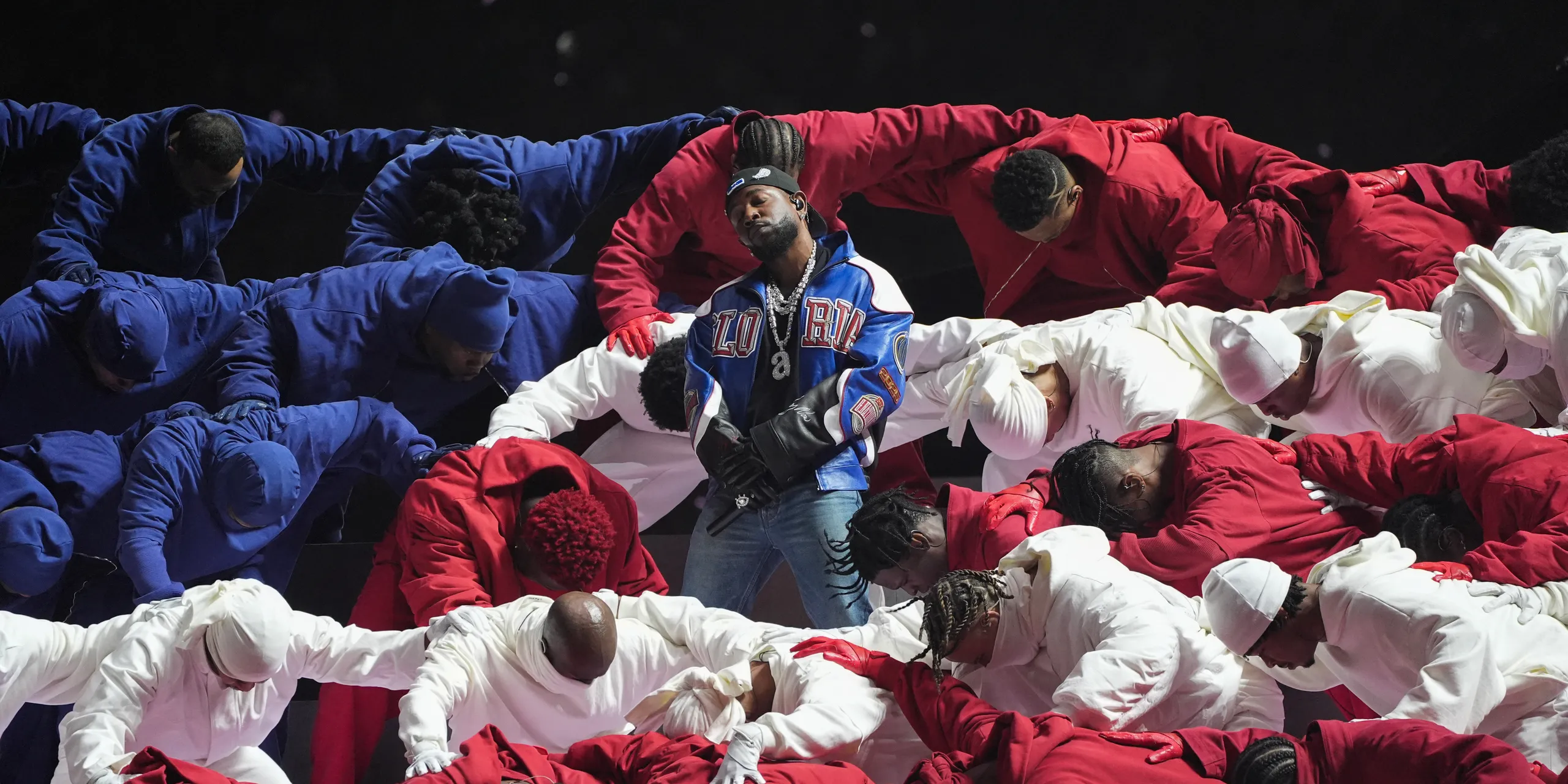 Kendrick Lamar’ın Super Bowl Performansı: Büyük Bir Gövde Gösterisi