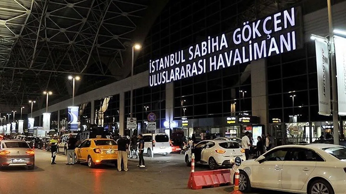 Sabiha Gökçen'de Uçuş İptalleri: Olumsuz Hava Koşulları Etkisini Gösteriyor