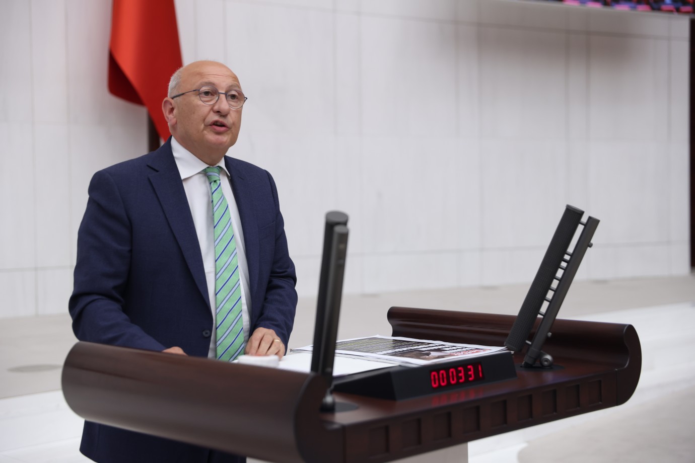 CHP’li Çakırözer: “Siyasetin Zorlamasıyla Hukuk Cinayetleri İşleniyor”