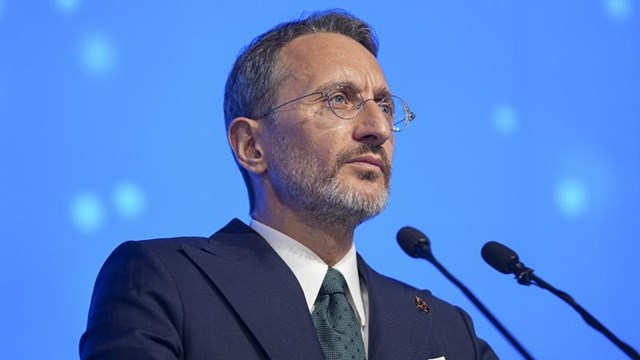 Murat Ongun’dan Fahrettin Altun’a Sert Yanıt: “Nezaket Göstermek Zorundasınız”