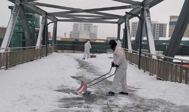 İstanbul’da kar kalınlığı 40 cm’ye ulaştı: İBB ekipleri sahada