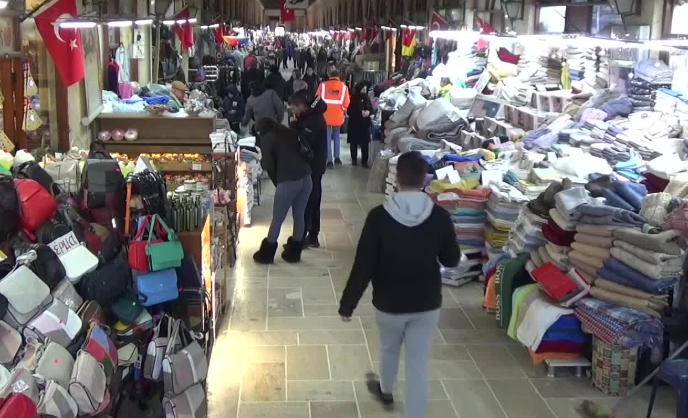 Edirne’de Esnaf Zor Günler Geçiriyor: “Bulgar Turistler Eskisi Gibi Gelmiyor”