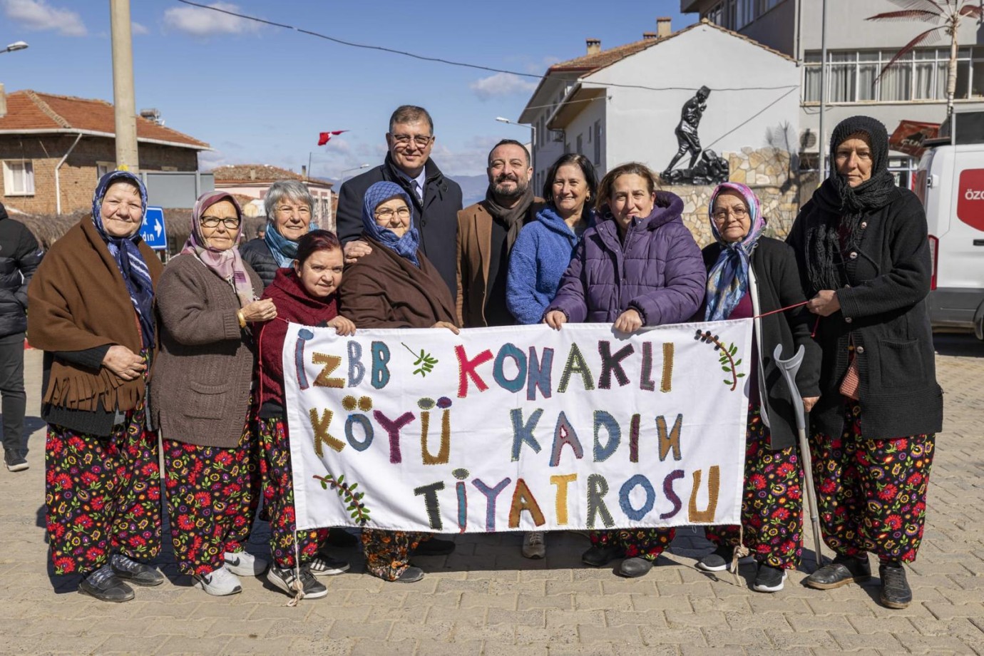 İzmir Büyükşehir Belediye Başkanı Cemil Tugay: Çalışacağız şehrimizi kalkındıracağız