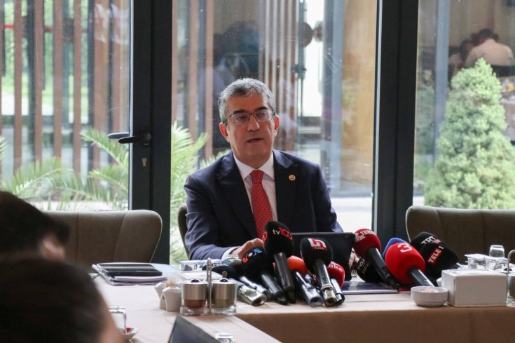 CHP Grup Başkanvekili Gökhan Günaydın: Ekrem Bey için imza veren, vermeyen bütün milletvekilleri kıymetli ve önemlidir