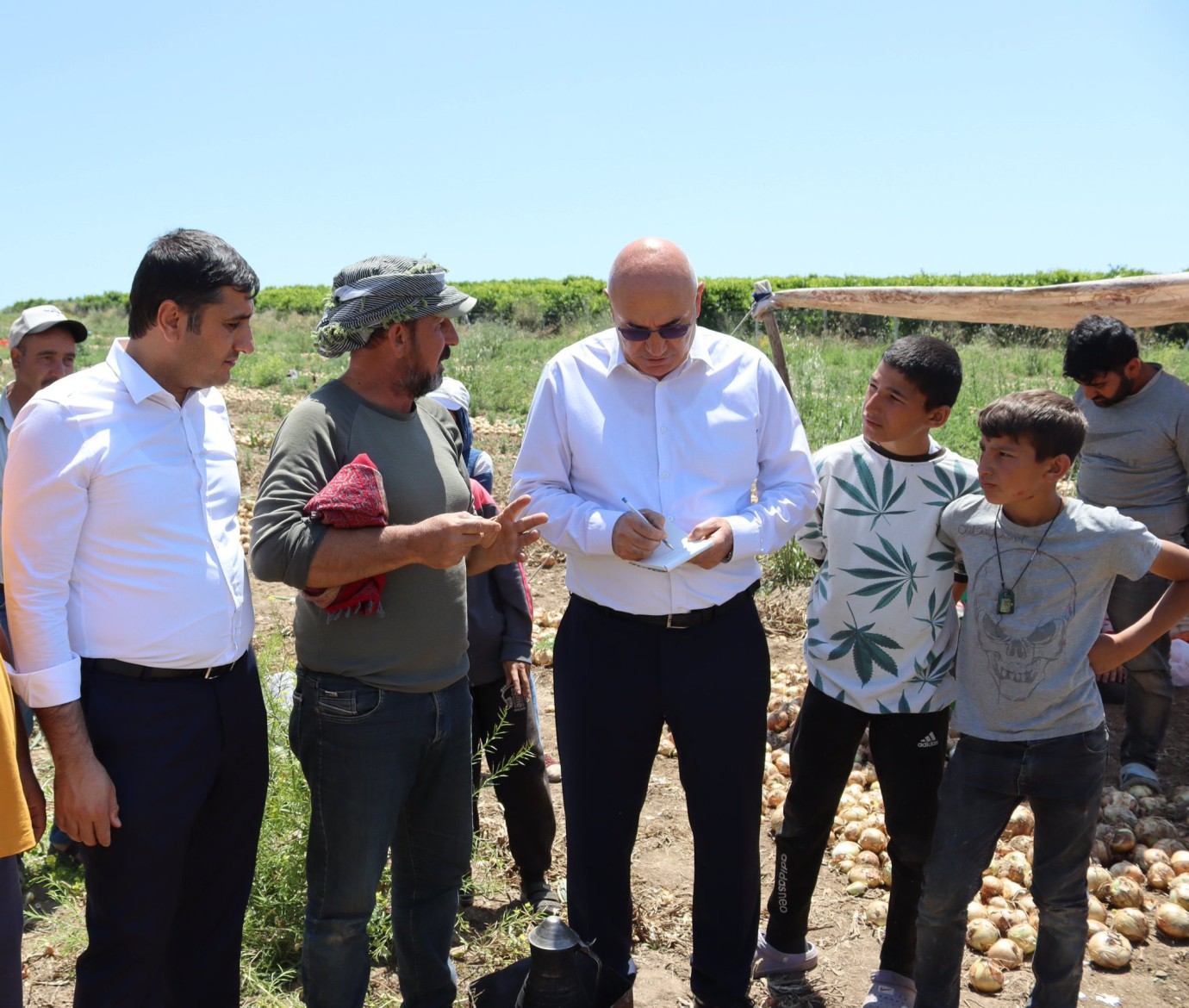 CHP’li Tanal: “TİHEK, Mevsimlik Tarım İşçilerinin Sorunlarını Neden Görmezden Geliyor?”