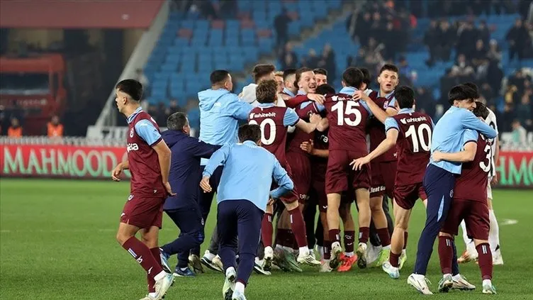 Ziraat Türkiye Kupası maçında Trabzonspor Rizespor'u 5-2 yendi