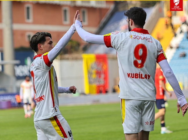 Göztepe Kasımpaşa'yı 5-0 yenerek kupada çeyrek finale çıktı