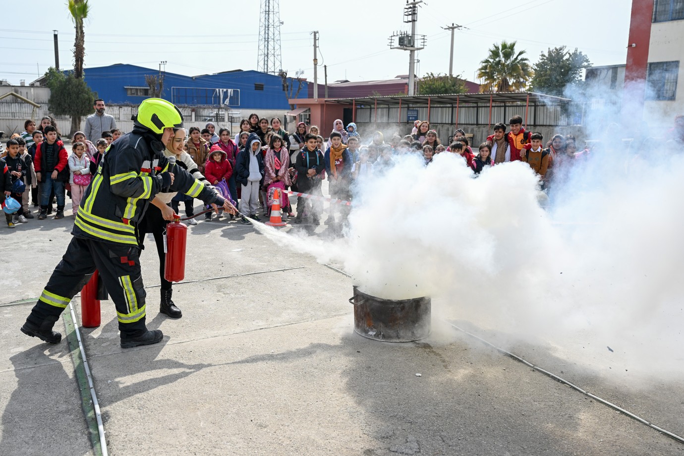 Mersin Büyükşehir Belediyesi’nden Çocuklara Afet Bilinci Eğitimi