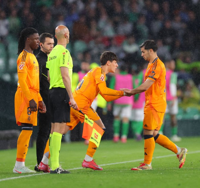 Arda Güler'in ikinci yarıda oyuna girdiği maçta Real Madrid - Real Betis maçını 2-1 kaybetti