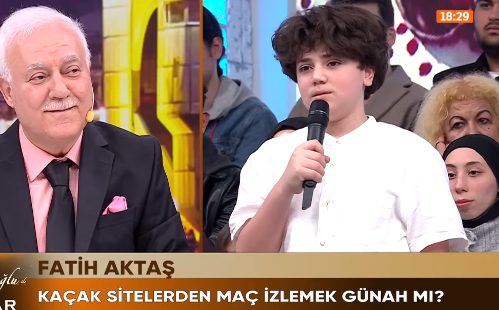 Çocuktan Nihat Hatipoğlu'na: Kaçak sitelerden maç izlemek günah mı?