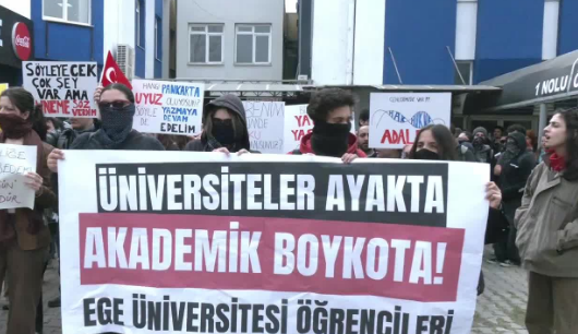 Ege Üniversitesi’nde Akademik Boykot: “İmamoğlu’na Özgürlük, Eğitime Ara”