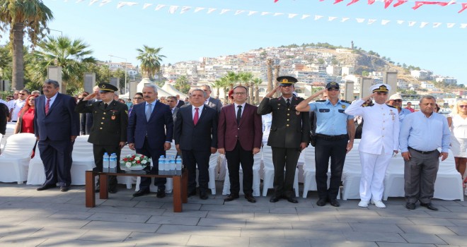 Kuşadası'nda Gaziler Günü Kutlaması