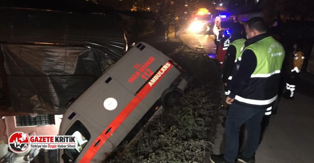 Ambulanstaki hastanın hayatını vatandaşlar kurtardı