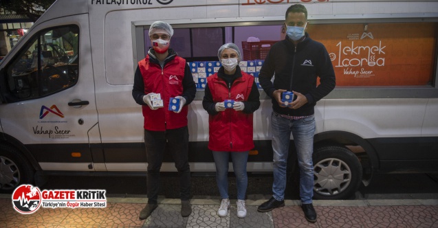 Mersin Büyükşehir Mersinliler'in Kandilini Kutladı