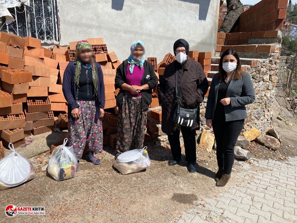 Burhaniyeli Bağışcı Gıda Yardımı Yaptı