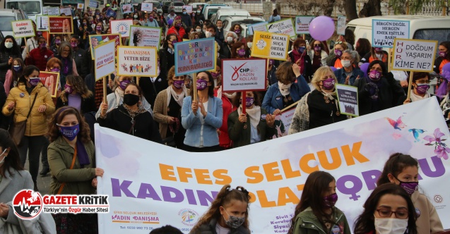 Efes Selçuk’ta “ Eşim Değil, Eşitimsin” Yürüyüşü