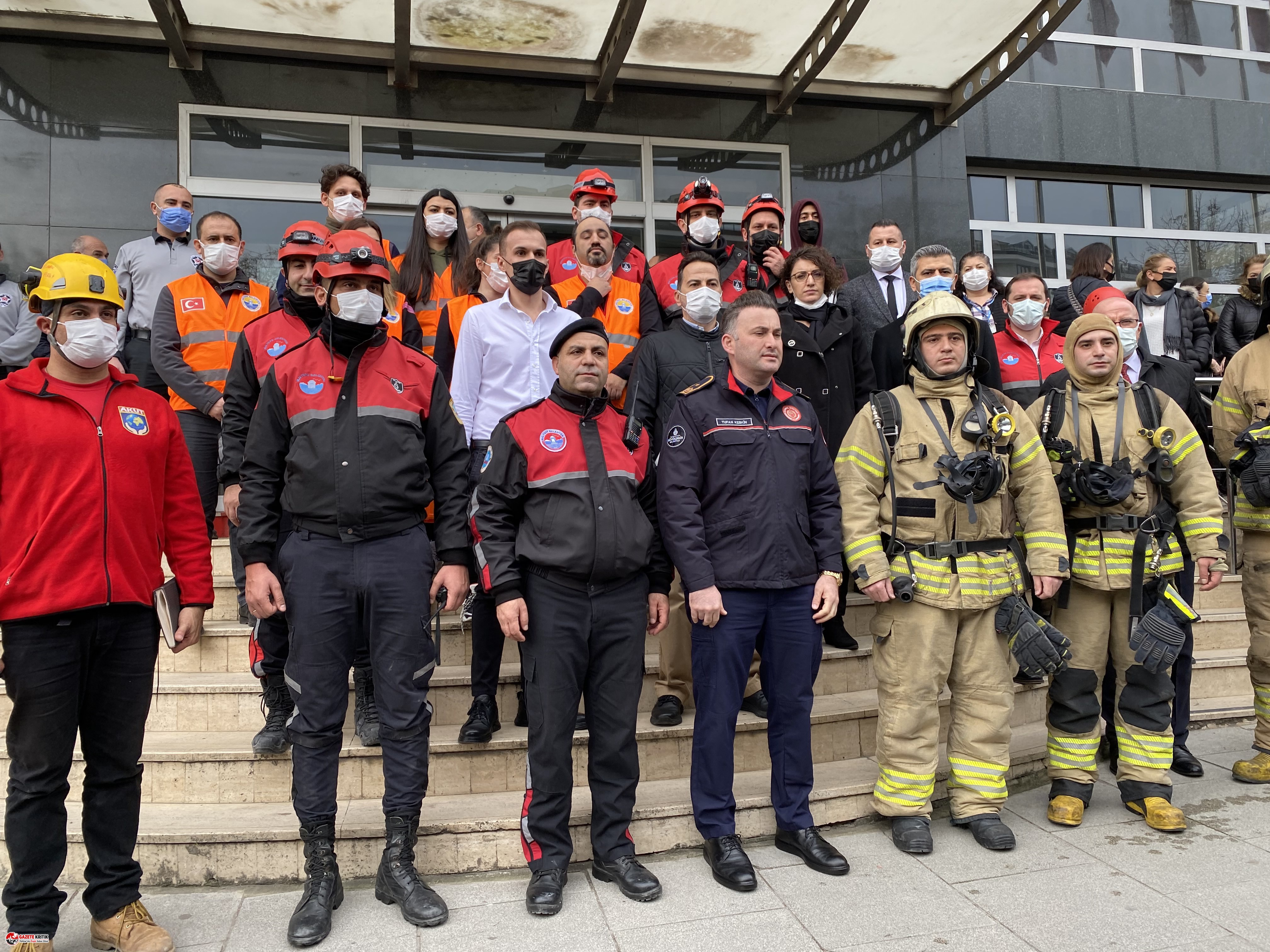 Maltepe’de AKUT tatbikatı heyecan yarattı