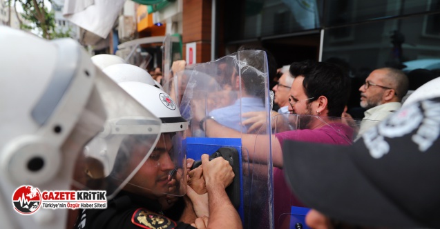 İzmir'de öğrencilere polis müdahalesi