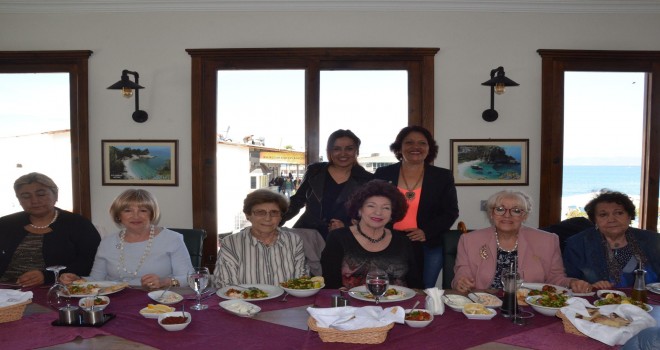 TÜRK KADINLAR KONSEYİ DERNEĞİ ÜYELERİNDEN BAŞKAN KAYALI'YA ZİYARET