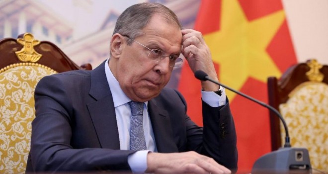 Lavrov hedef gösterdi: Şantaj yapıyorlar