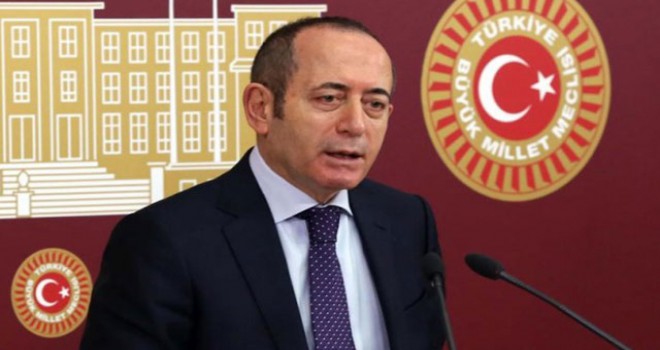 CHP Genel Sekreteri Akif Hamzaçebi istifa etti