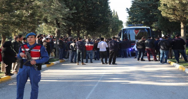 Silahlı saldırıda yaşamını yitiren emlakçı toprağa verildi