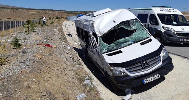 Eskişehir'de minibüs devrildi: 1 ölü, 6 yaralı