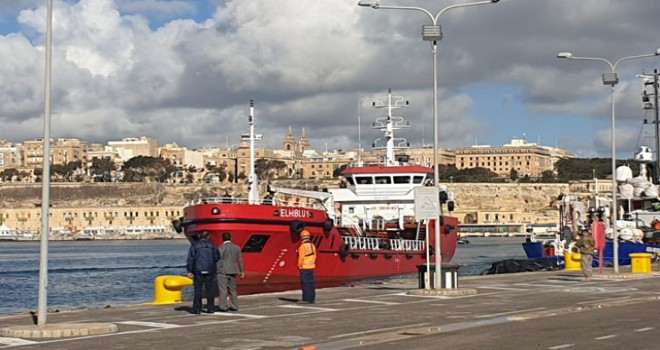 Göçmenlerin kaçırdığı gemi Malta'da Boiler Wharf limanında