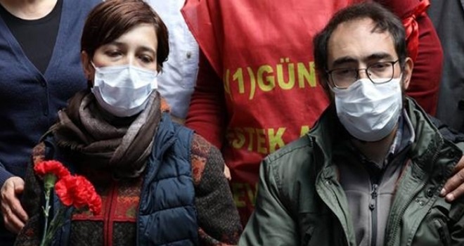 Nuriye Gülmen ve Semih Özakça'nın davası açlık grevinin 204. gününde Ankara Adliye'sinde!