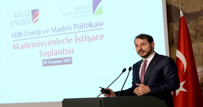 Reuters'tan Albayrak yorumu: PowerPoint yeterli değil