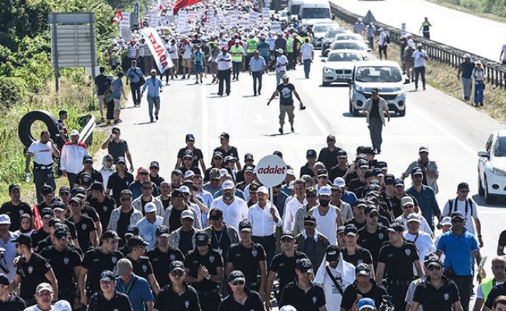 Balbay'dan Yürüyüş analizi: Her Şeyi satın alabilirsiniz ama vicdanı asla