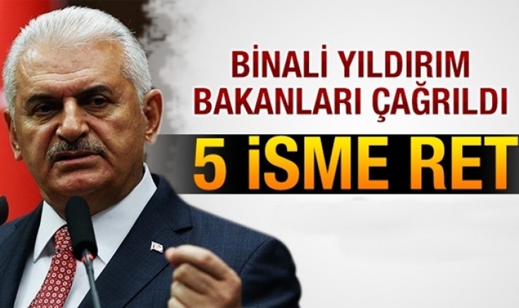 Başbakan eski-yeni bakanları topluyor, sadece onları çağırmadı