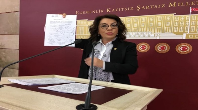 CHP'Lİ BİÇER: 'DİPLOMASIZIN KORUYUCU MELEKLERİ! SORU DİPLOMA OLUNCA İÇTÜZÜĞE AYKIRI!'