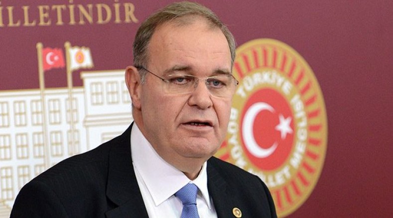 CHP'Lİ ÖZTRAK:TEK ADAM OLMA HEVESİ VATANDAŞIN CEBİNDEN 1305 DOLARI ÇEKİP ALDI