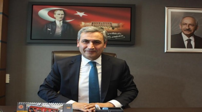 CHP'Lİ YILMAZ:'ŞAHLAR, SULTANLAR, TİRANLAR KAYBETTİ, KAZANAN İNSANLIK OLDU'