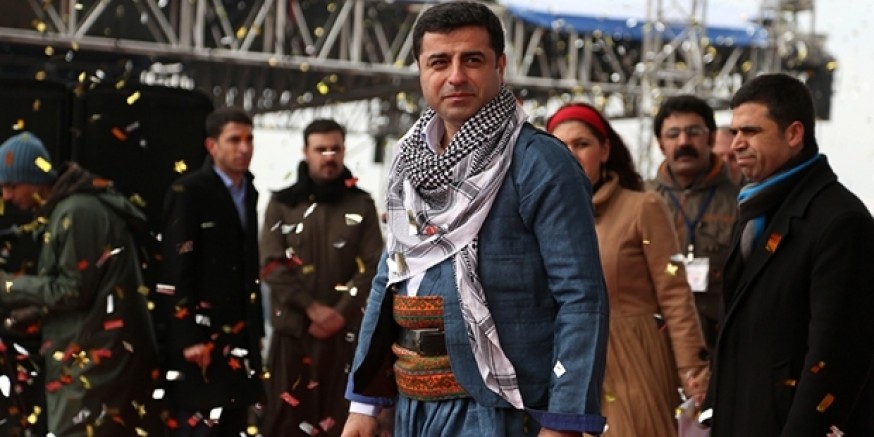 Demirtaş ve Önder'in 'Newroz' davaları başladı