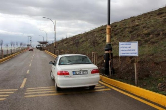 Gizemli yol: Kontağı kapat, olacaklara bak...