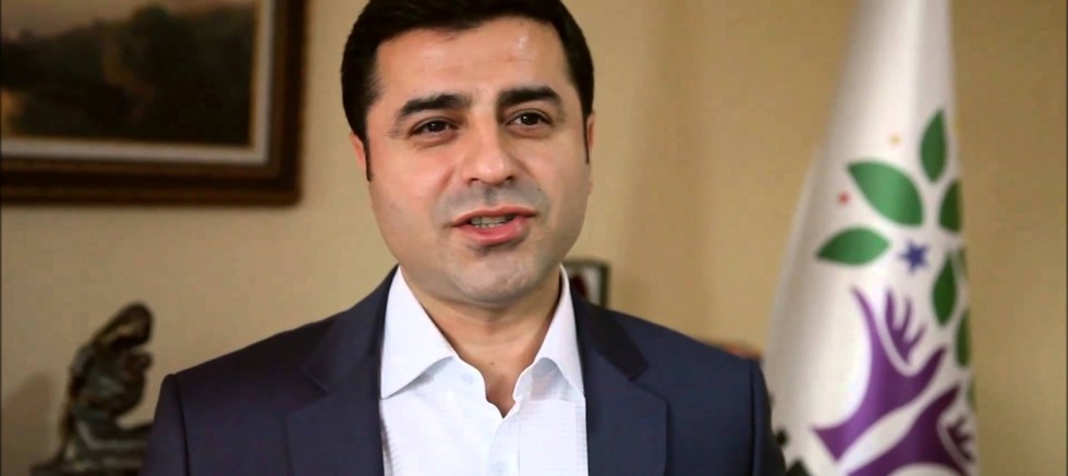 Selahattin Demirtaş'tan ikinci öykü: Kara gözlere selam olsun